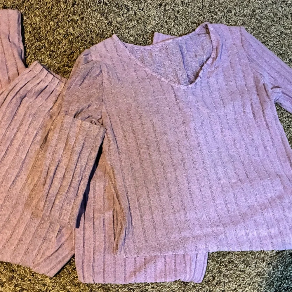 Lavender Ribbed Knit Set - Picture 4 of 7